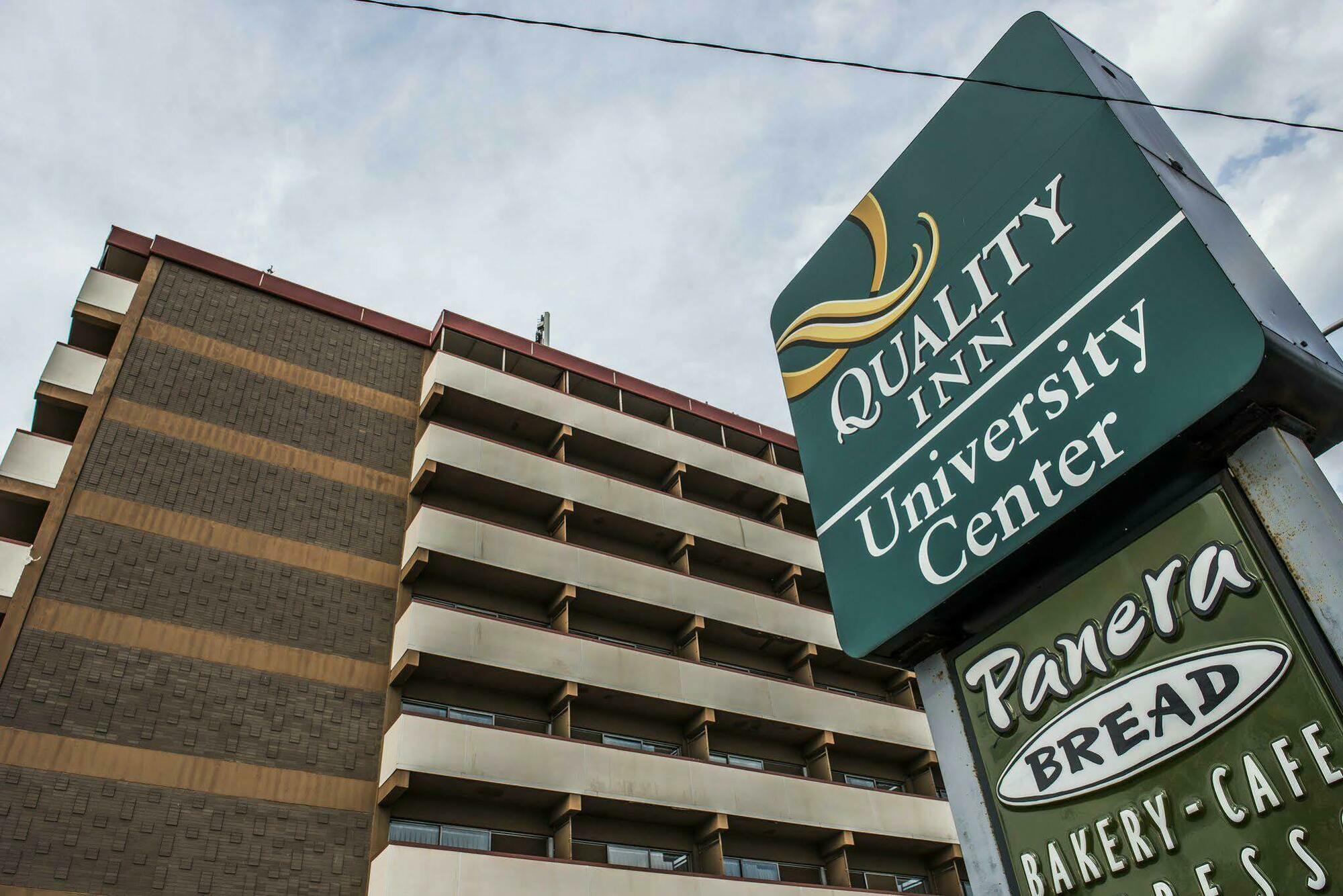 Quality Inn University Center Pittsburgh Exterior foto